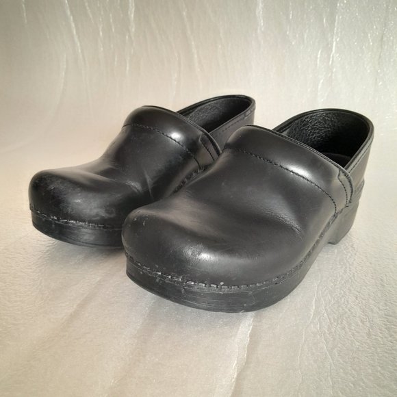 Dansko Classic Clogs 36 Black - Picture 2 of 14